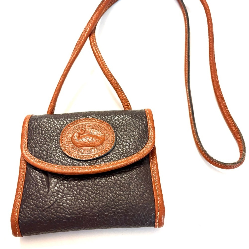 DOONEY & BOURKE Vintage Mini Square Crossbody Wallet, black and tan